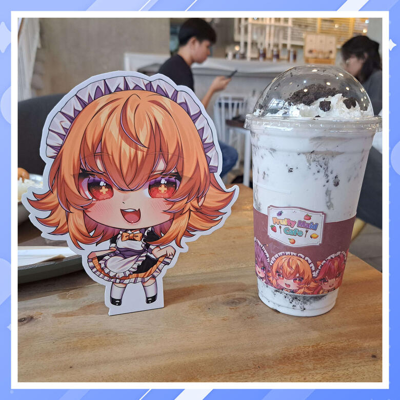 Standee + Cupsleeve (1)